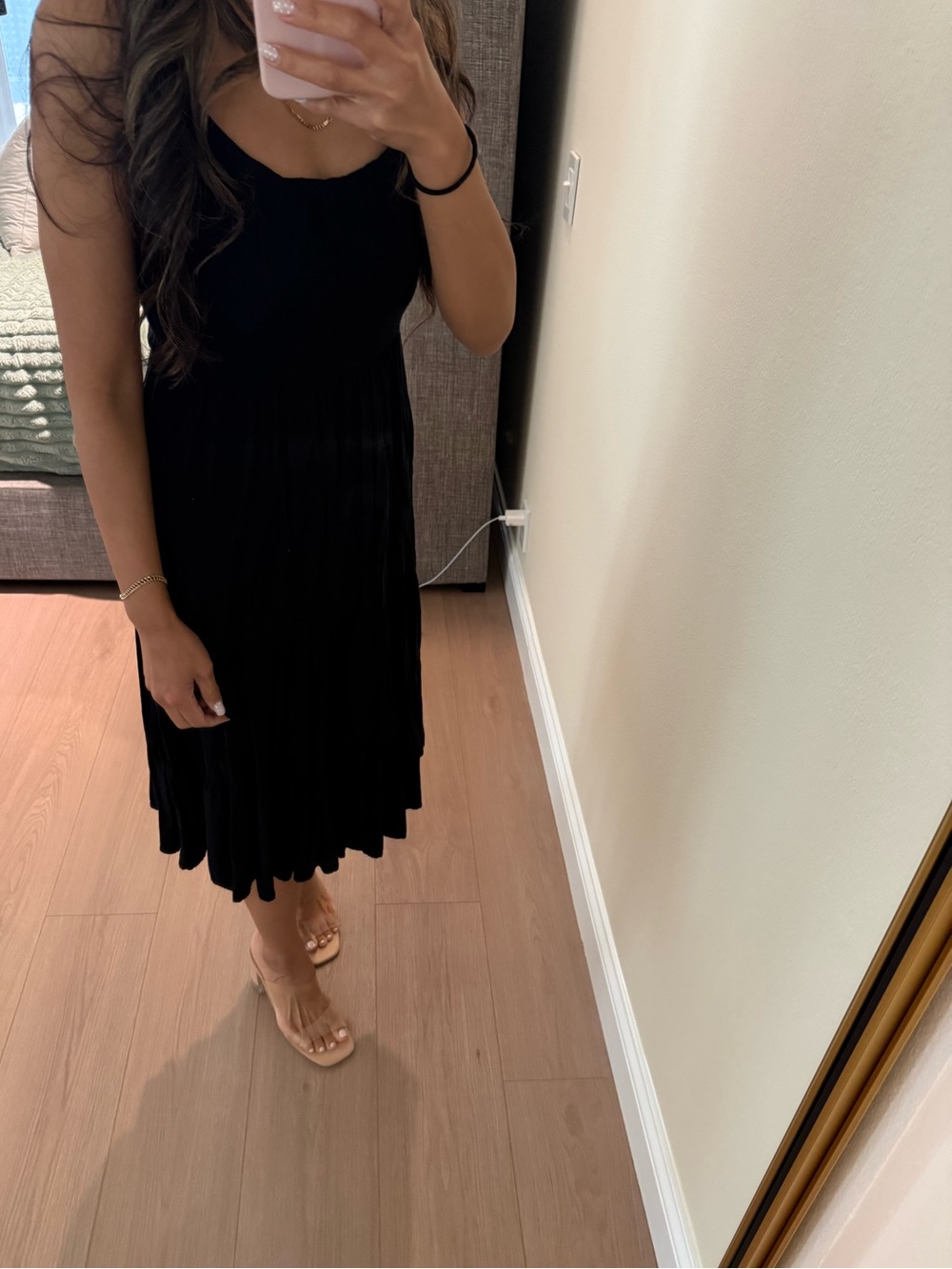 Forever 21 Black Scoop Neck Midi Dress